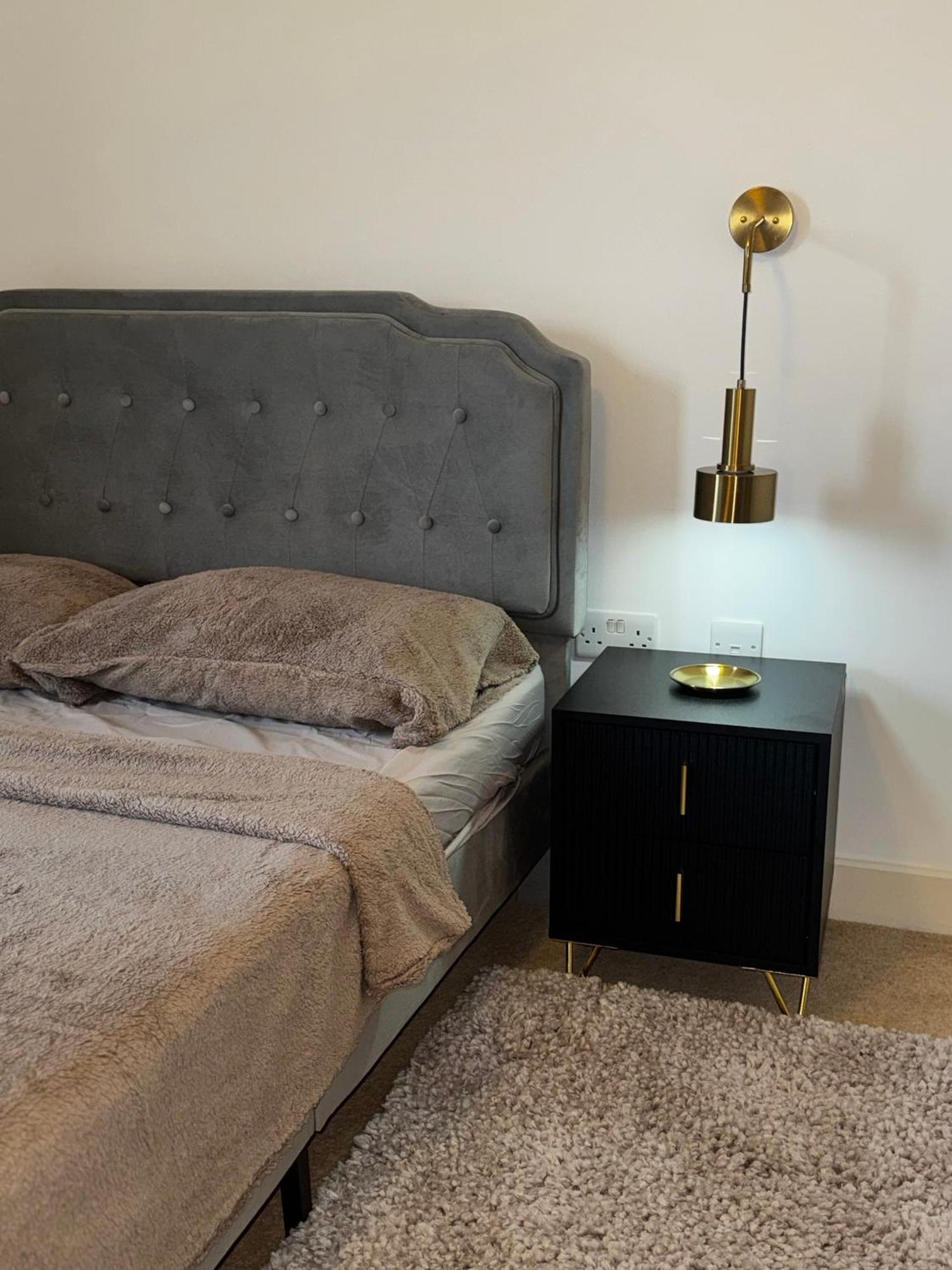Entire Flat Excel, Ifs Clouds, O2 Arena, Airport Apartment London