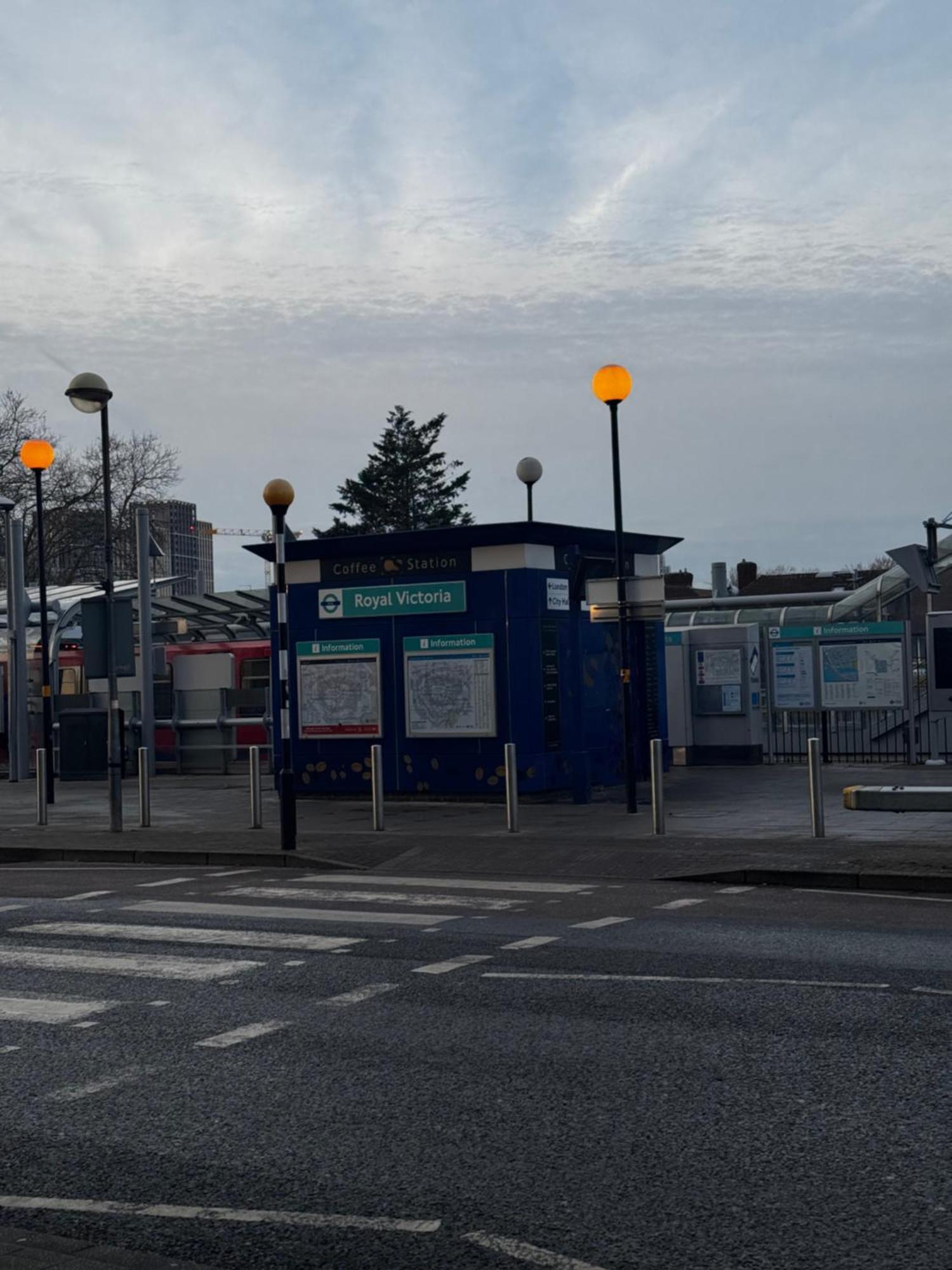 Entire Flat Excel, Ifs Clouds, O2 Arena, Airport London